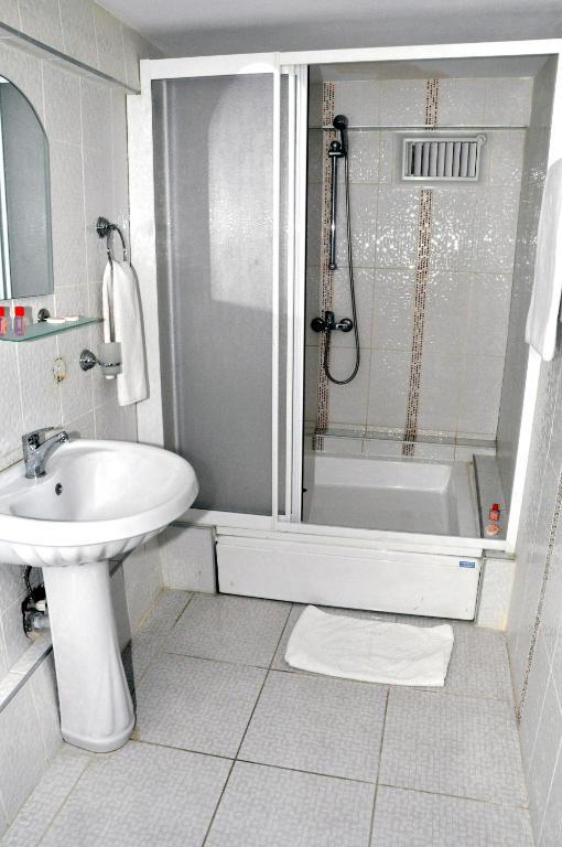 Bade 2 Hotel Istanbul Room photo